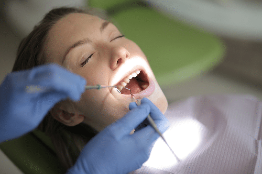 Essential Guide To Choosing The Right Dentist