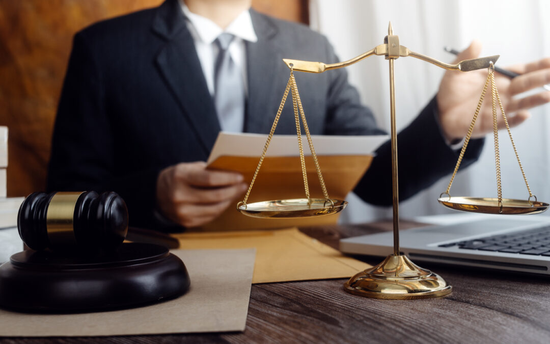 What To Expect From A Criminal Lawyer For Felony Charges